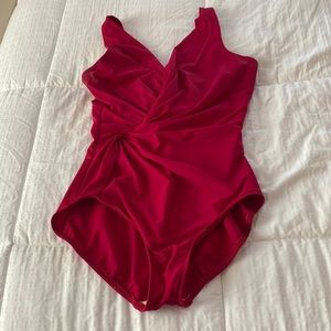 Womens Miracle bathing suit